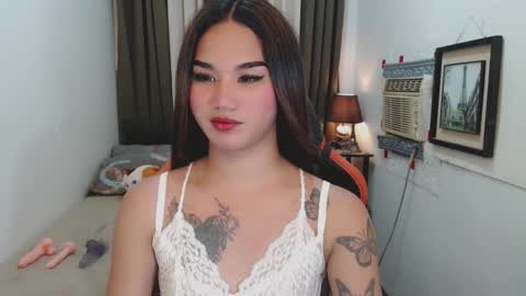 Snapshot of lil_fantacy chatting on November 4, 8:46 am LILY online show from November 4, 8:46 am