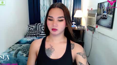 Snapshot of lil_fantacy chatting on December 22, 9:06 am LILY online show from December 22, 9:06 am