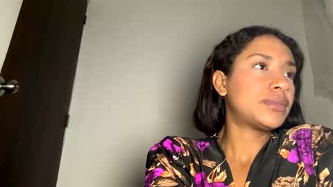 Snapshot of lil_ith chatting on February 1, 8:57 am Lilith online show from February 1, 8:57 am