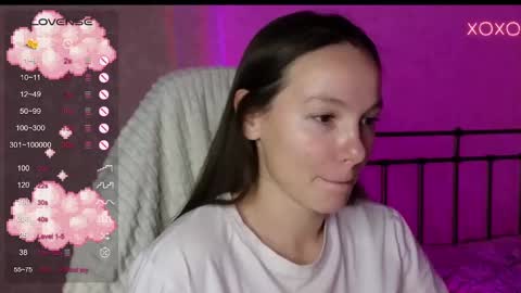 little moon online show from December 8, 7:43 pm