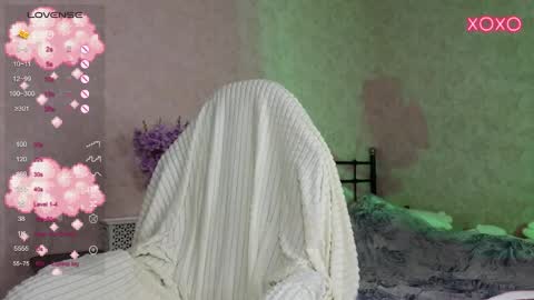 little moon online show from October 22, 5:08 am