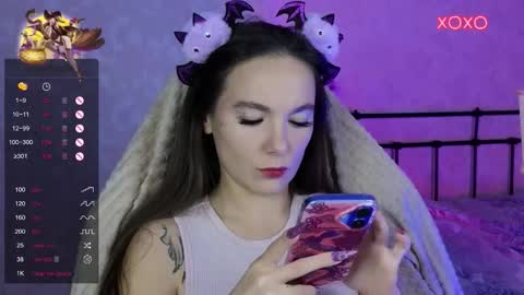 little moon online show from October 31, 1:01 pm