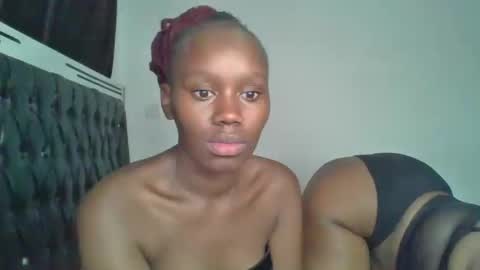 lil_meg online show from March 22, 10:57 pm