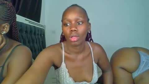 lil_meg online show from April 2, 1:53 pm