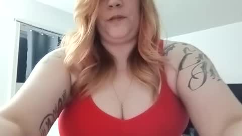 lil_nelli8 online show from May 9, 6:40 am
