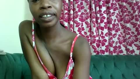 Snapshot of lil_paula chatting on February 3, 11:53 am serenity online show from February 3, 11:53 am