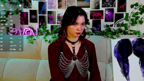 Snapshot of lil_raysss chatting on February 7, 9:26 am lil_raysss online show from February 7, 9:26 am