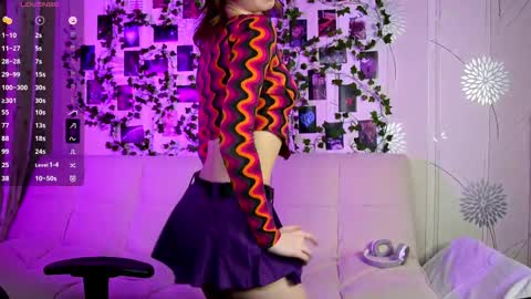 Snapshot of lil_raysss chatting on February 18, 5:20 am lil_raysss online show from February 18, 5:20 am