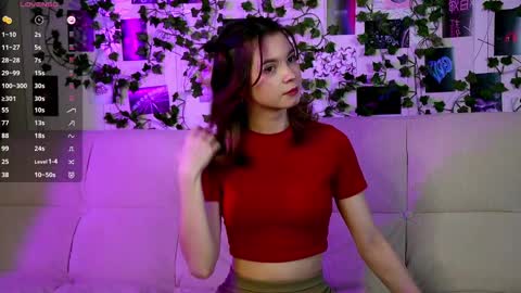 Snapshot of lil_raysss chatting on February 19, 4:55 am lil_raysss online show from February 19, 4:55 am