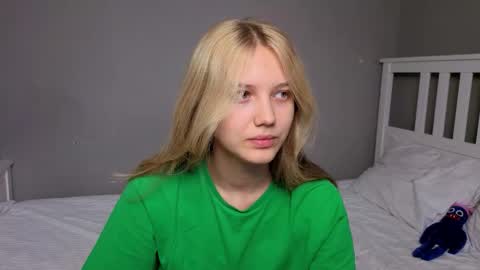 Emma online show from November 7, 9:31 am