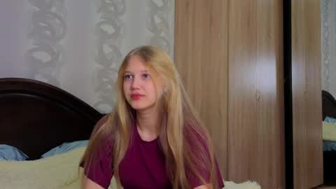 Emma online show from May 18, 2:07 am