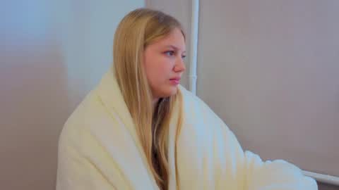 Emma online show from May 18, 4:07 am