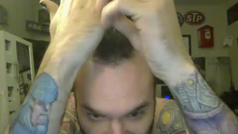 Snapshot of lil_tea_break_6996 chatting on February 14, 4:58 am t online show from February 14, 4:58 am