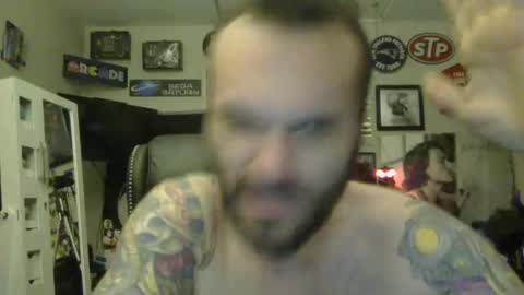 Snapshot of lil_tea_break_6996 chatting on February 21, 5:46 am t online show from February 21, 5:46 am