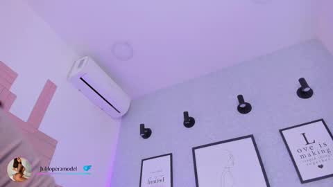 L I L A   online show from November 6, 9:54 am