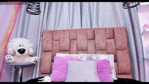 lila noa online show from January 12, 3:28 am