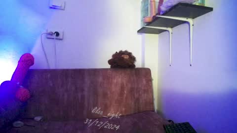 Jen online show from January 1, 12:44 pm