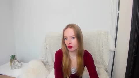 Snapshot of liladesire chatting on December 30, 3:57 pm LiliaDesire online show from December 30, 3:57 pm