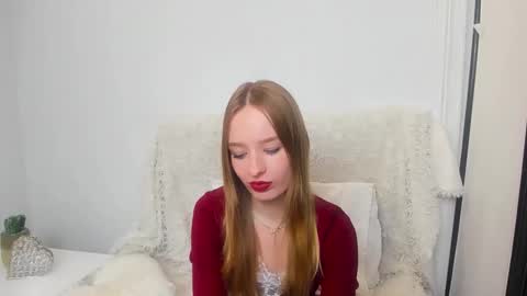 Snapshot of liladesire chatting on December 30, 7:00 pm LiliaDesire online show from December 30, 7:00 pm