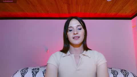 Snapshot of lilamartinry chatting on November 27, 9:06 pm Lila Martin online show from November 27, 9:06 pm