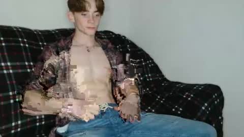 Snapshot of lilbearxxxx chatting on October 25, 5:30 pm lilbearxxxx online show from October 25, 5:30 pm