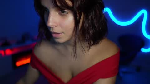 Rebecca online show from May 15, 6:48 pm