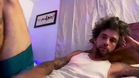 lildudeandme online show from October 29, 5:53 am