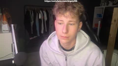 lildyl06 online show from January 18, 8:23 pm