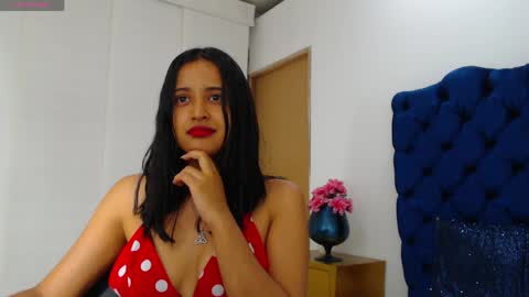 Lili online show from May 10, 3:33 am