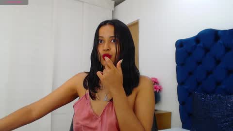 Lili online show from May 14, 4:08 am