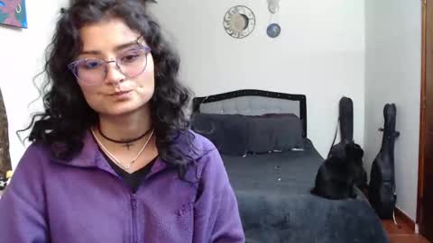lili_clan online show from September 17, 2:13 am