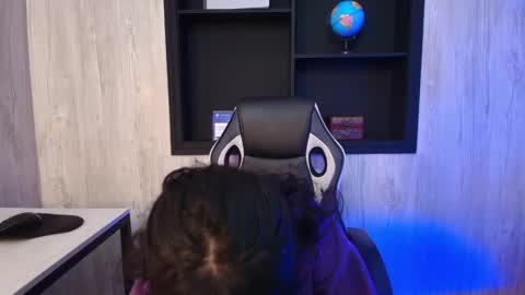 lili_clan online show from October 3, 2:47 pm