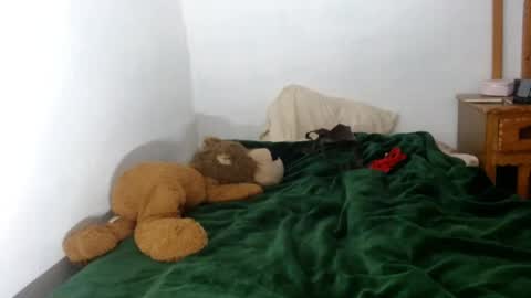 Snapshot of lili_hot_1 chatting on April 2, 4:10 am lili_hot_1 online show from April 2, 4:10 am