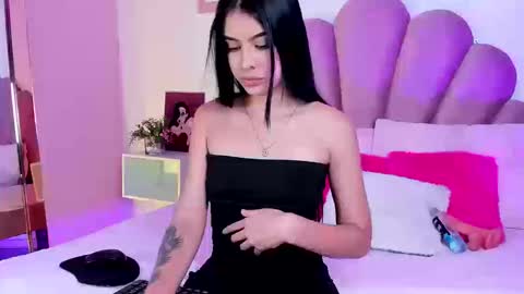 Lili Stone online show from March 13, 3:46 am