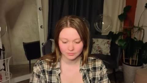 Lilian online show from February 20, 2:50 pm