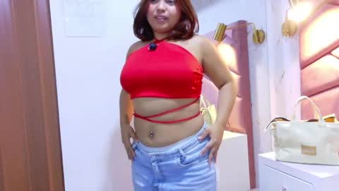 liliana online show from May 23, 1:44 am