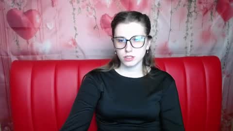 lilianashine online show from April 9, 6:19 am