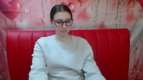 lilianashine online show from May 5, 5:15 am