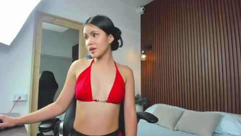 L I L I online show from September 25, 12:14 am