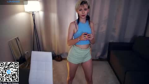 Snapshot of liliandaniels chatting on September 26, 6:39 am Lilian online show from September 26, 6:39 am