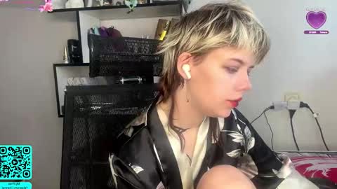 Lilian online show from February 24, 7:06 am