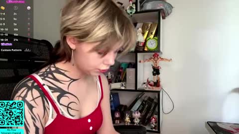 Lilian online show from May 12, 7:16 am