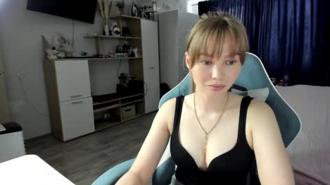Lilia online show from April 3, 8:34 am