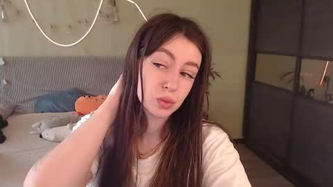 Lilu online show from November 16, 6:19 am