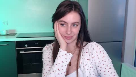 Lilu online show from April 21, 2:51 am