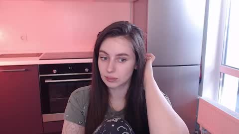 Snapshot of liliatlu chatting on May 7, 3:45 am Lilu online show from May 7, 3:45 am