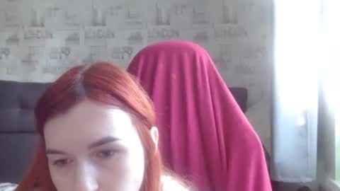 liliawoolf online show from January 7, 9:29 am