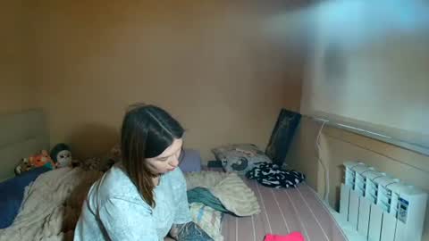 liliawoolf online show from October 8, 4:54 am