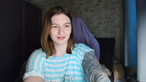 liliawoolf online show from December 4, 6:34 am