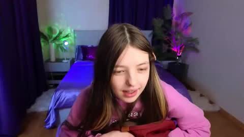 Snapshot of lilibakery chatting on December 6, 9:13 pm Lili Bakery online show from December 6, 9:13 pm